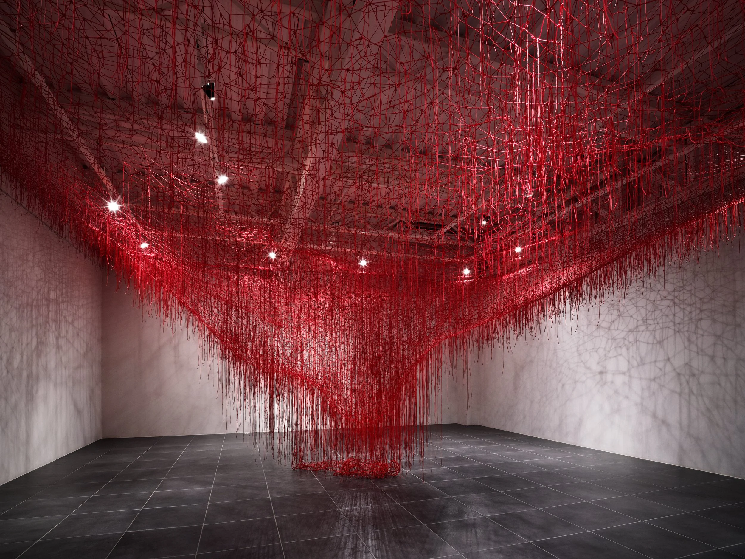CHIHARU SHIOTA–塩田千春